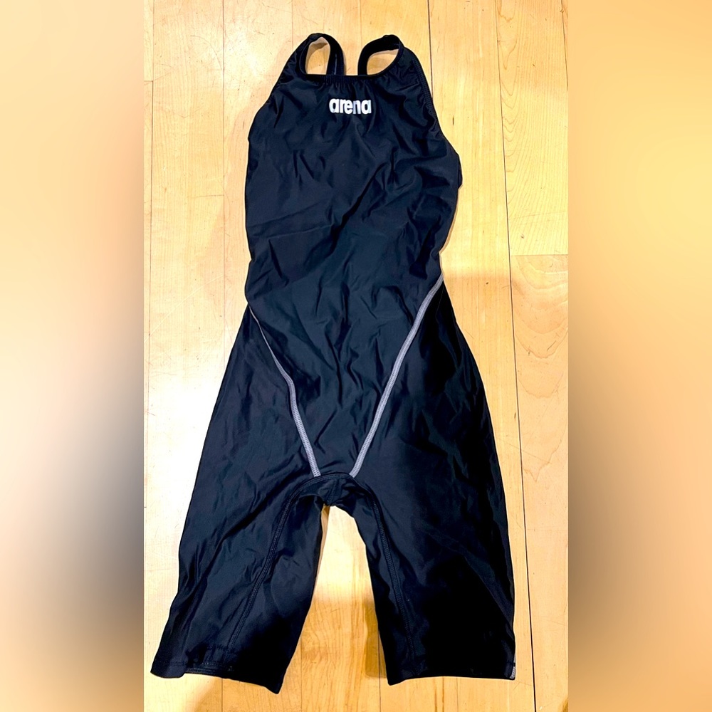 Arena PowerSkin ST Next Women’s size 30 (NWOT)